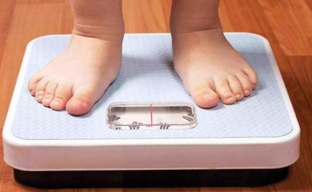 León mantiene a raya la 'pandemia' de la obesidad infantil, pero uno de cada cuatro niños tiene exceso de peso