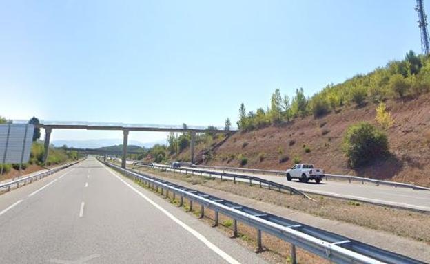 El Gobierno inicia la reparación de una obra de drenaje en la autovía A-6 en Camponaraya