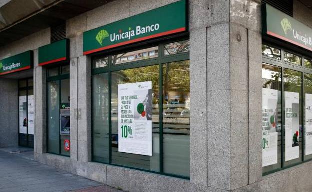 Unicaja Banco vuelve a facilitar a los estudiantes el pago de la matrícula de estudios y anticipa las becas con préstamos a un interés del 0%