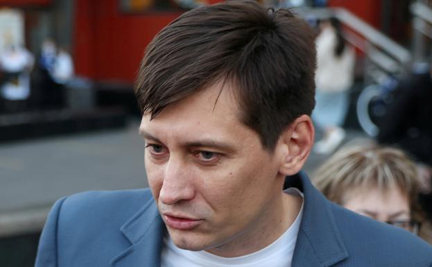 El opositor ruso Gudkov huye a Ucrania para evitar ser encarcelado
