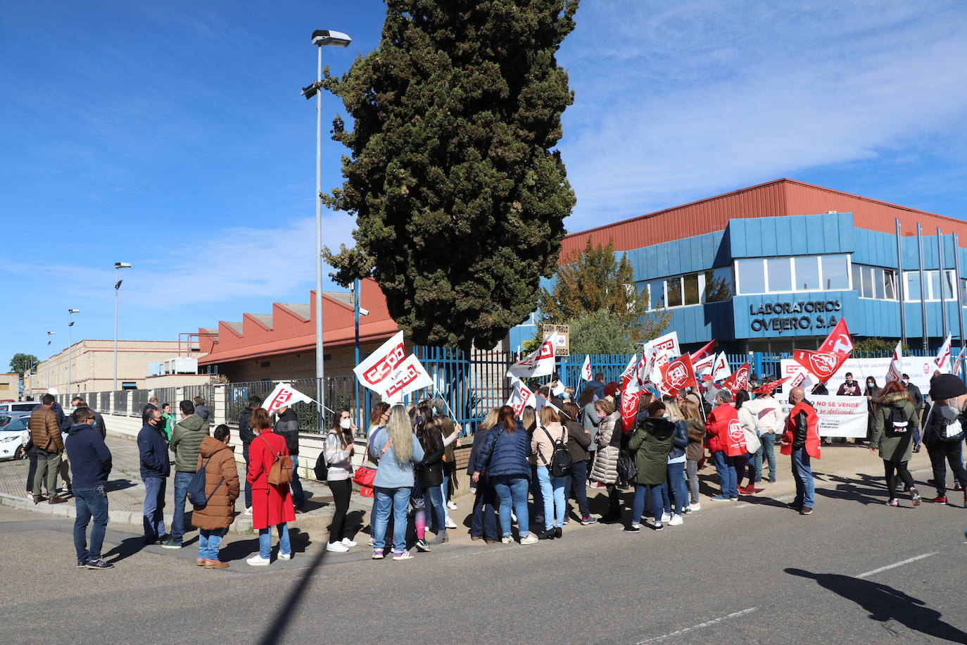 Acuerdo entre Zendal y los trabajadores de Ovejero: pagan las nóminas y garantizan el empleo