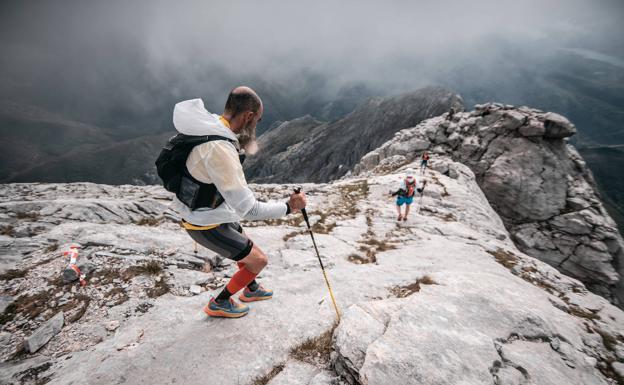 Javi Hernando e Ioana Petenchi 'conquistan' el Espigüete y ganan la segunda etapa de la Riaño Trail Run