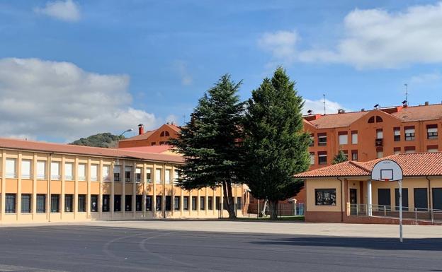 La Robla invertirá 119.000 euros en mejoras de eficiencia energética en el colegio Emilia Menéndez