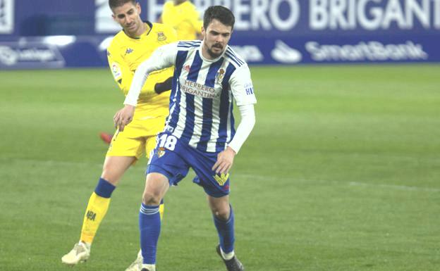 Erik Morán renueva dos temporadas con la Ponferradina