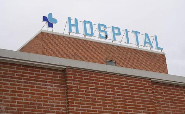 La familia del médico leonés acusado de presuntos abusos pide «respeto» y presunción de inocencia