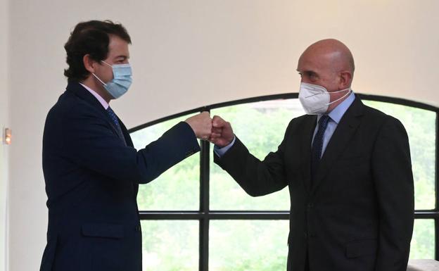 Jesús Julio Carnero se incorpora al trabajo y estará presente en la reunión del Consejo de Gobierno