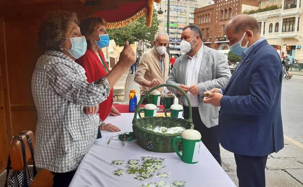 La Diputación participa en la cuestación de la Asociación Española Contra el Cáncer