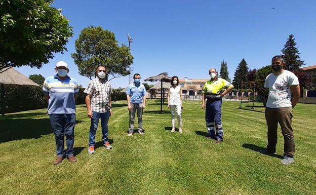 Santa María del Páramo mejora las piscinas municipales con energías renovables