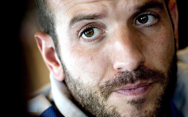 Van der Vaart: «España es horrible, espero jugar contra ellos»