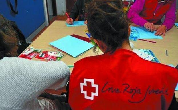 Cerca de 80 jóvenes se formaron y la mitad encontraron un empleo en 2020 con el apoyo de Cruz Roja en León