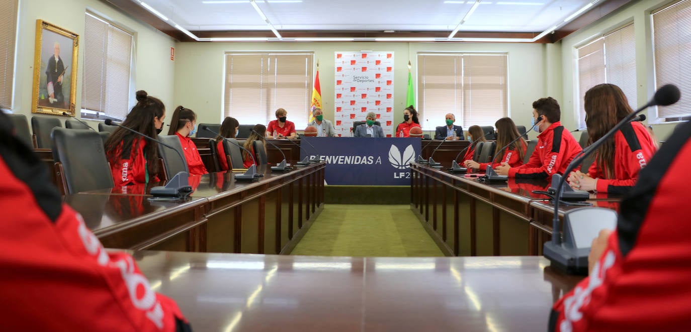 La ULE recibe a 'su' Baloncesto Femenino