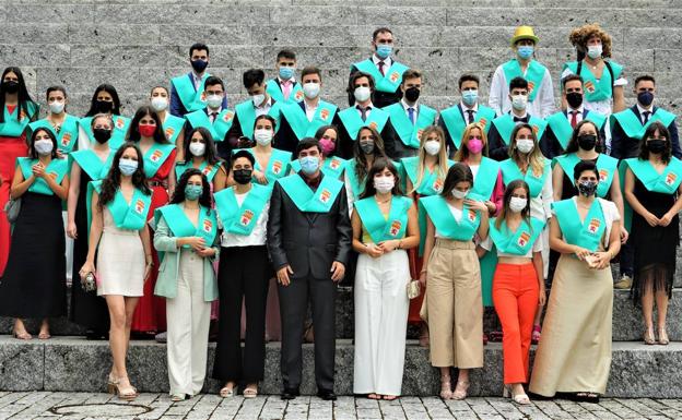 Los alumnos de Fisioterapia del Campus de Ponferrada celebran su graduación