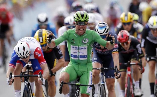 Cavendish se apunta su segunda victoria y se acerca a Merckx