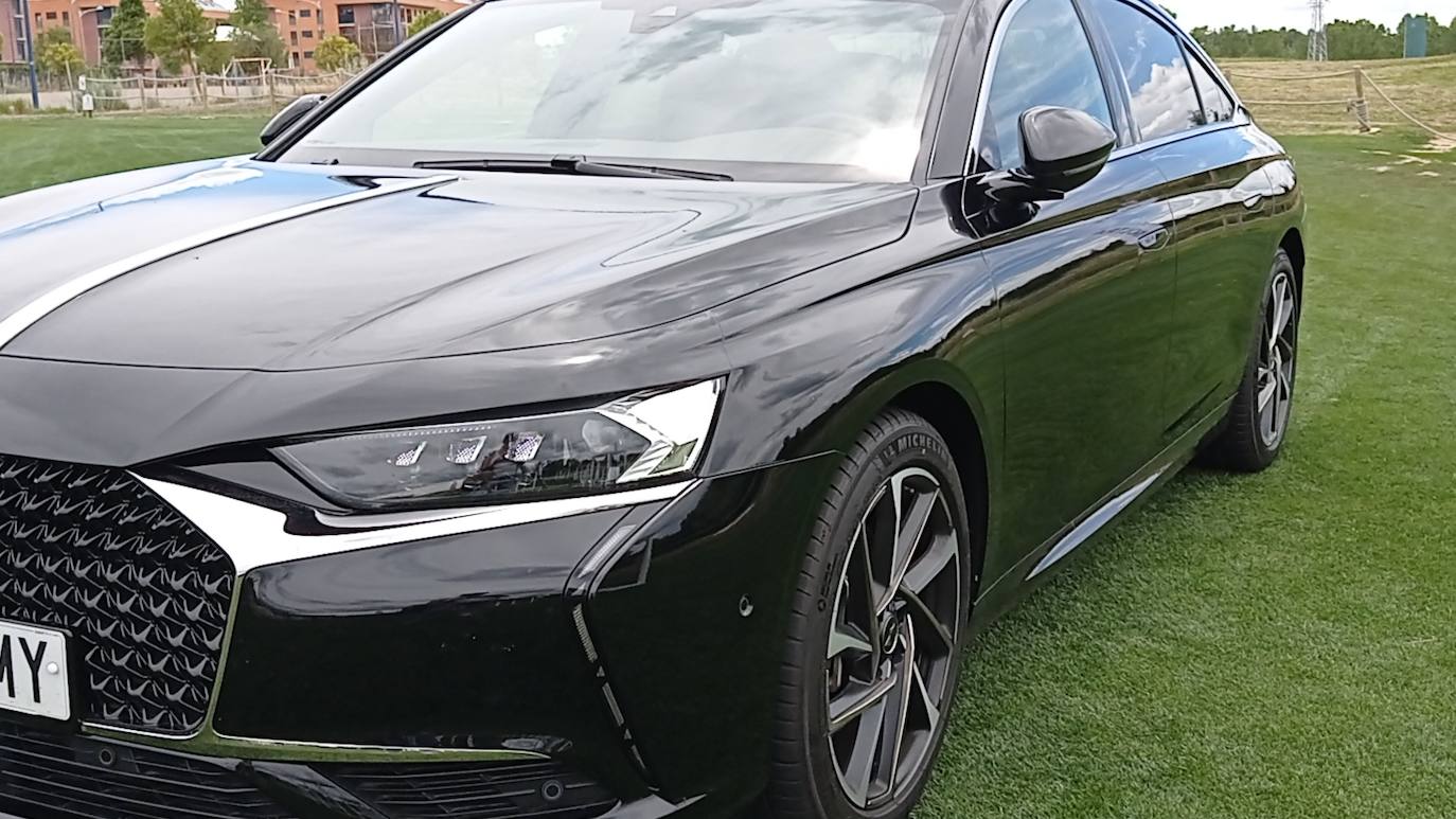 DS9, la joya más elegante de Citroen, de la mano de Stellantis y Eslauto