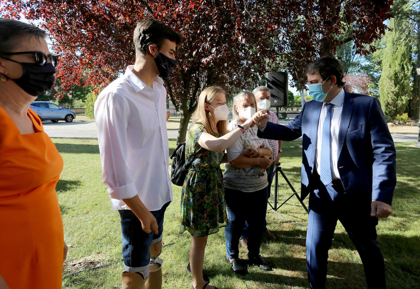 El presidente de la Junta recibe a un grupo de deportistas que competirán en los Juegos Olímpicos