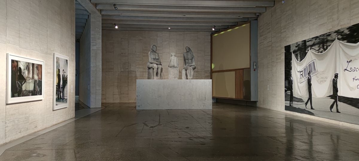 La obra de Goshka Macuga, en el Musac