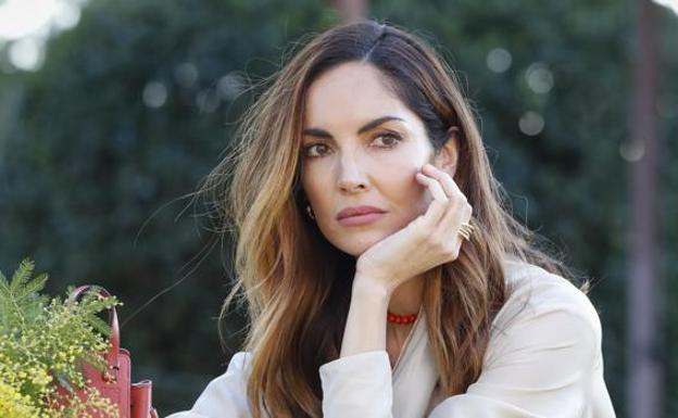 Eugenia Silva sufre un pequeño accidente en su rostro