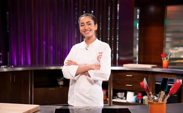 «La gente me ve más trabajadora y perfeccionista de lo que soy», dice Ana Iglesias, ganadora de la octava edición de 'MasterChef'./RC