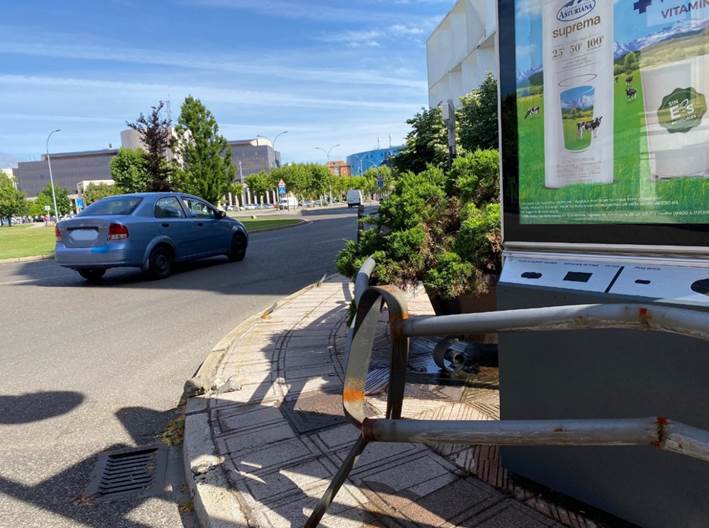 El PP denuncia que «la valla de la glorieta del Auditorio sigue destartalada»