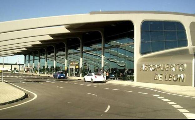 El Aeropuerto de León, acreditado como 'seguro' según las autoridades internacionales y la OMS