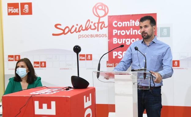 Tudanca asegura que Ayuso marca el camino y que Mañueco no es la referencia «ni siquiera para el PP»
