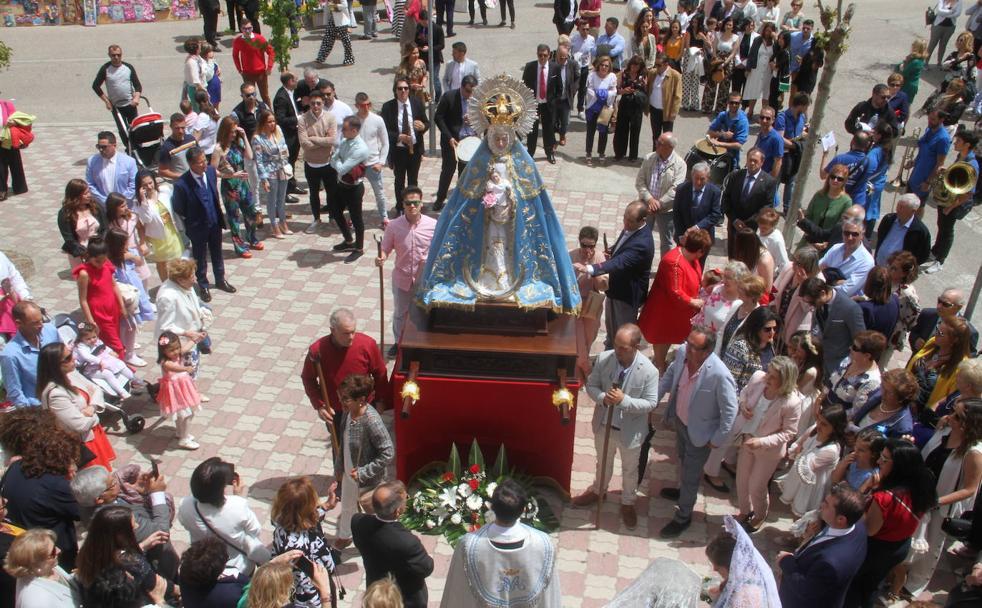 Valdestillas: a ritmo de espadaña y fe en la Virgen