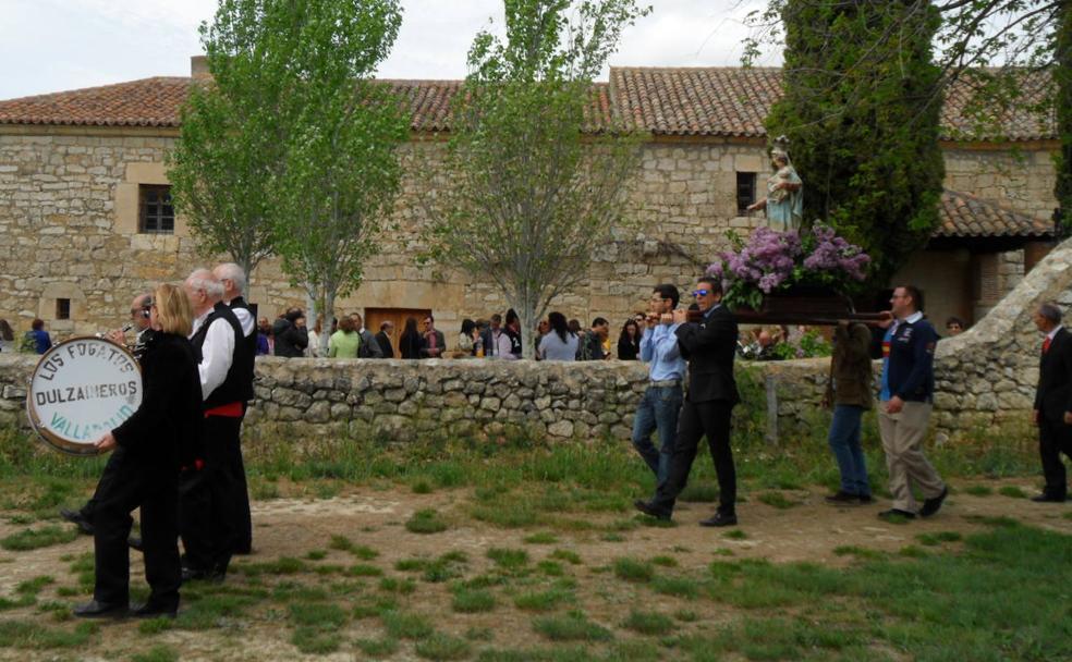 Vega de Valdetronco: el río Hornija riega las tradiciones