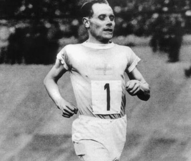 Paavo Nurmi, dos oros en 55 minutos