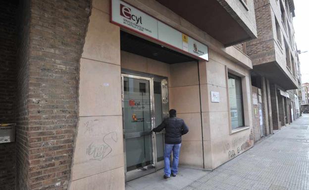 León registró 8.100 afiliados extranjeros en junio, un 14 por ciento más que el año anterior