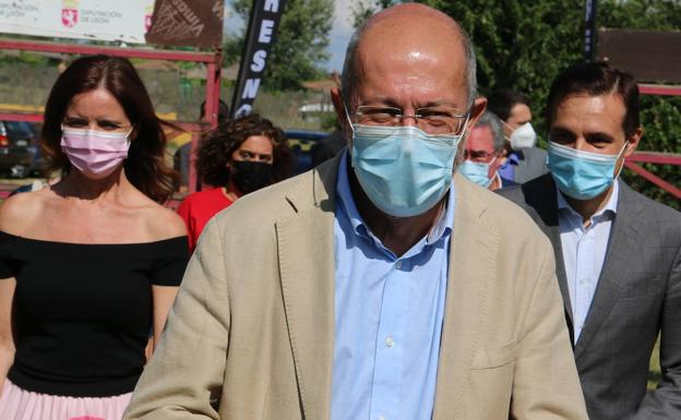 Igea sobre la UCI de León: «Vamos a cumplir con ella, pero en este momento no podemos»