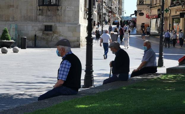 La incidencia a 14 días se apunta su segundo descenso consecutivo en León y baja hasta los 648 casos