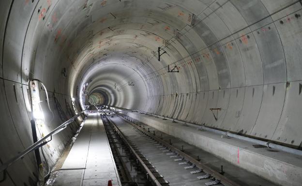 Renfe acelera la compra de locomotoras para poder usar la Variante a finales de 2022