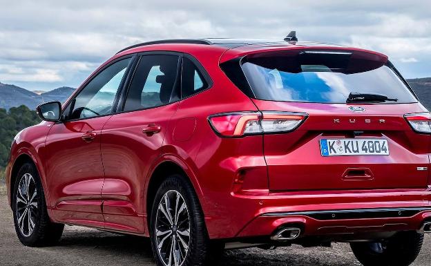 El 'valenciano' Ford Kuga, el híbrido enchufable más vendido de Europa