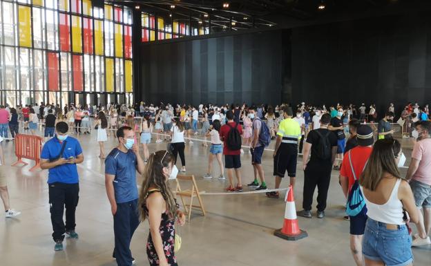 Castilla y León supera el 70% de mayores de 12 años vacunados con la pauta completa y se adelanta casi un mes al objetivo de inmunidad de grupo