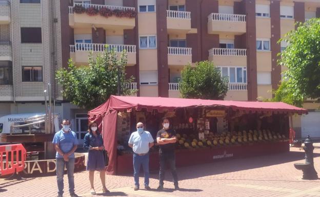 Santa María del Páramo celebra el fin de semana una feria de artesanía con conciertos en la calle