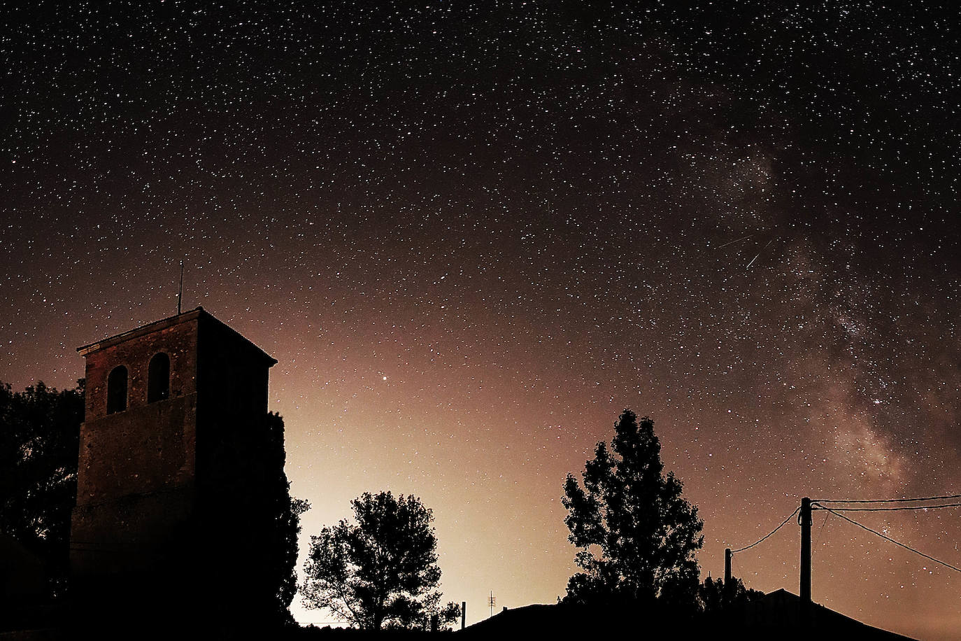 El cielo nocturno sobre Camposagrado