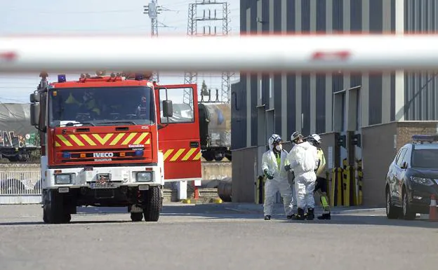Fallecen dos trabajadores al caer desde una altura de diez metros en una fábrica de transformación de acero de Burgos