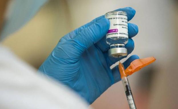 Llamados a revisión todos los vacunados del día 10 y 11 de Agosto en Castilla y León por detectarse hormona femenina en la vacuna de Fpizer 