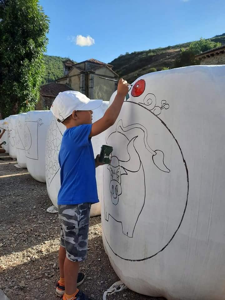 Arte en los paquetones de paja