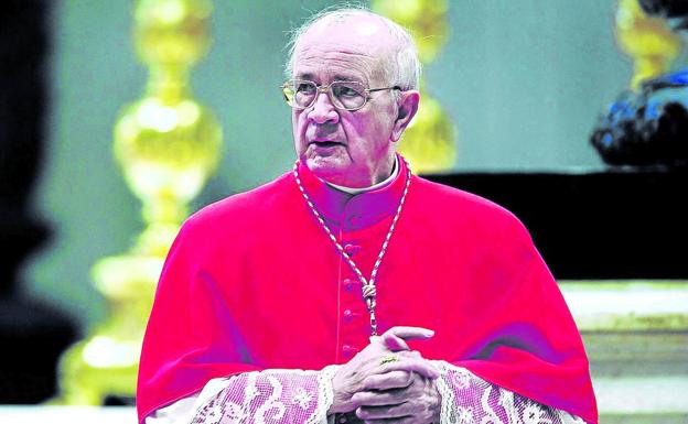 Muere el cardenal Martínez Somalo, el brazo español de Juan Pablo II