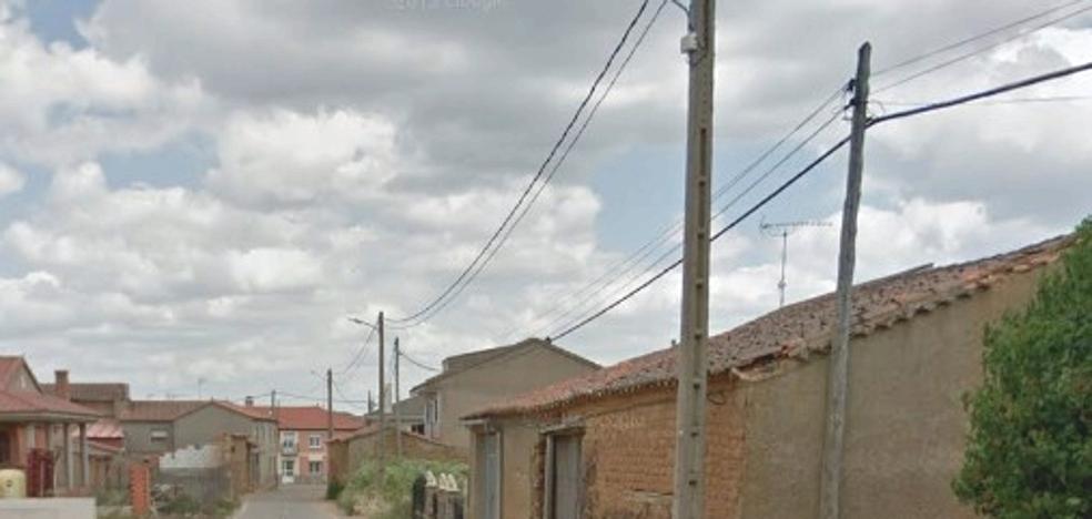 Dos hombres fallecen y tres resultan heridos en una colisión frontal en Moreruela de Tábara, Zamora - Vimarsana News