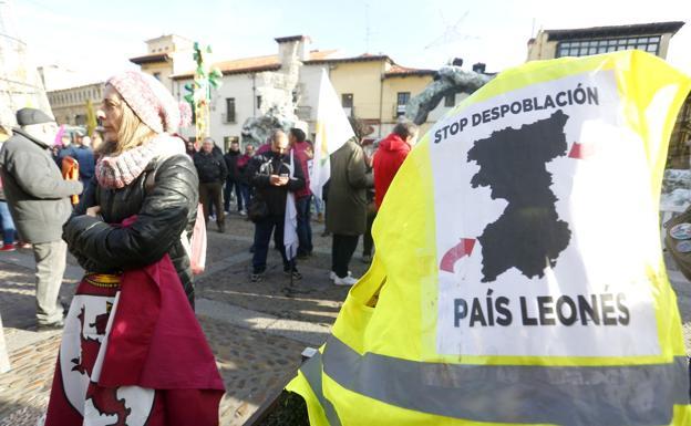 Conceyu País Llionés propone llevar a la Plaza Mayor de León un acto que conmemore las mociones leonesistas