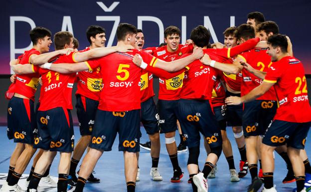 Los Hispanos juveniles de Darío Sanz, Antonio Martínez y Álex Lodos pelearán por las medallas