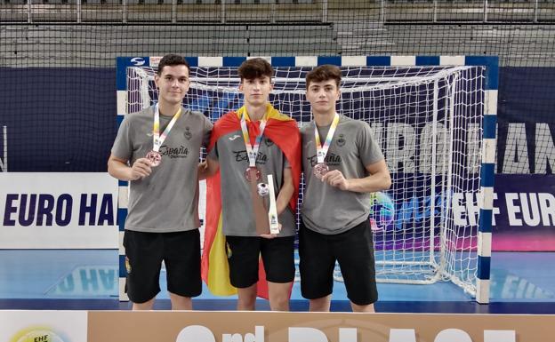 Lodos, Martínez y Sanz se cuelgan el bronce en el Campeonato de Europa