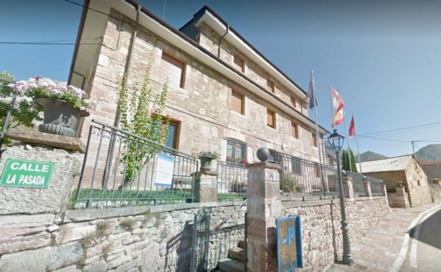 Imputan un delito de cohecho al alcalde de Sena de Luna por la adjudicación de un coto de caza