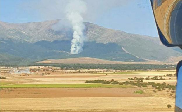 Declaran nivel 1 en un incendio en Cueva de Ágreda (Soria) por posible afección a más de 30 hectáreas arboladas
