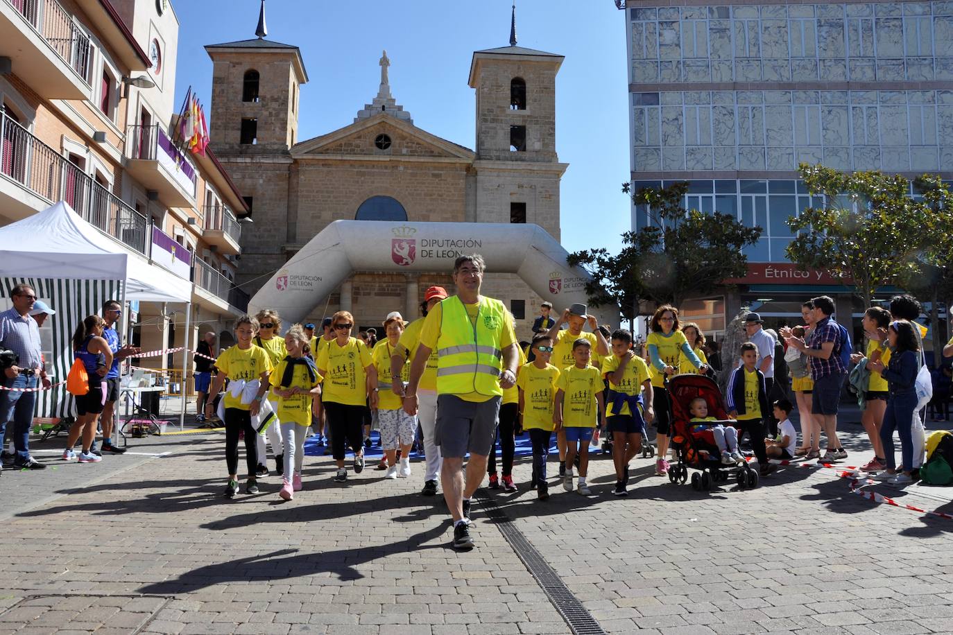 Valencia de Don Juan recupera su carrera popular El Cachón de la Isla