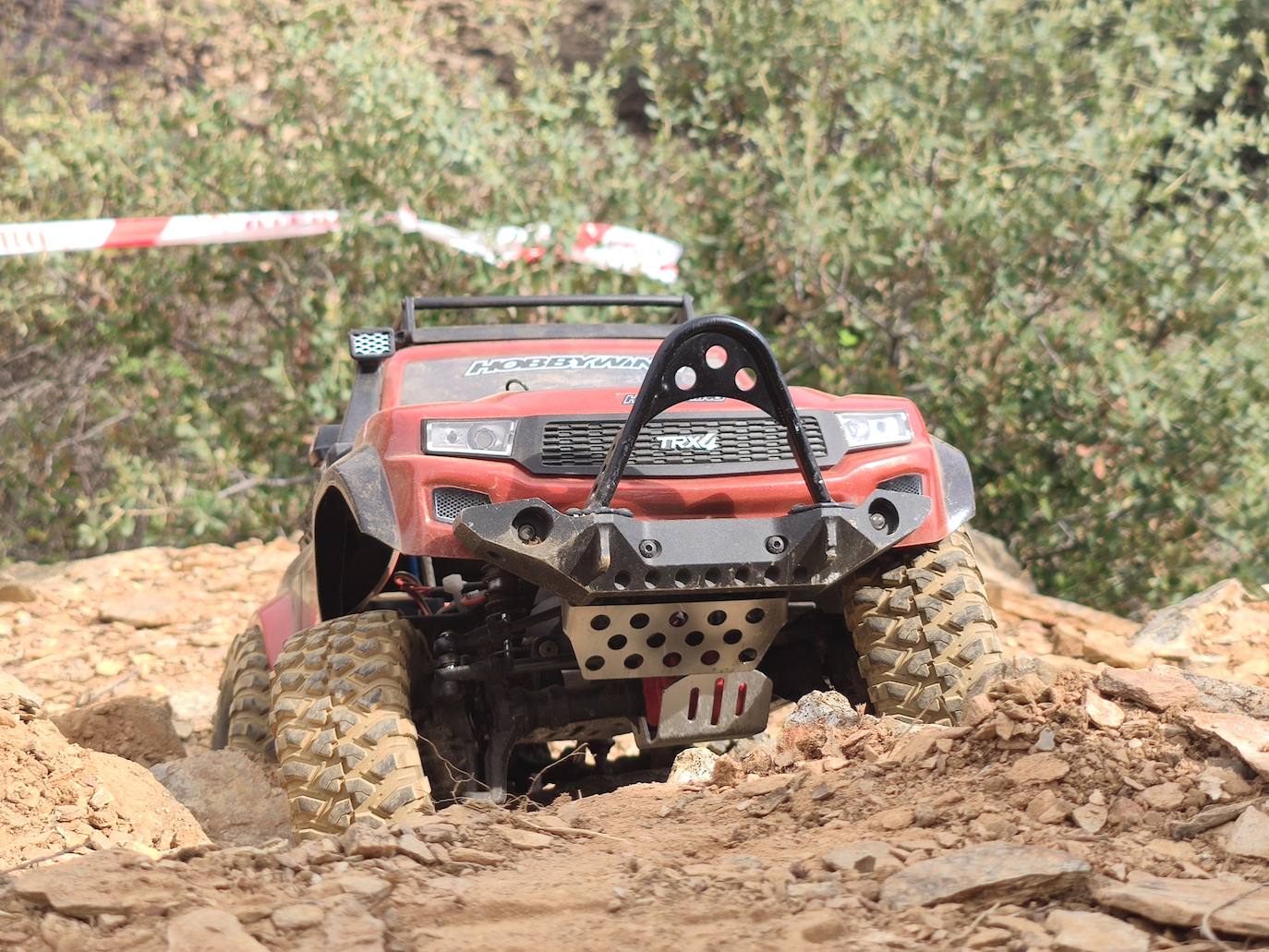 El fenómeno 'Crawler' conquista Riego de la Vega: todoterrenos teledirigos en carreras contrarreloj