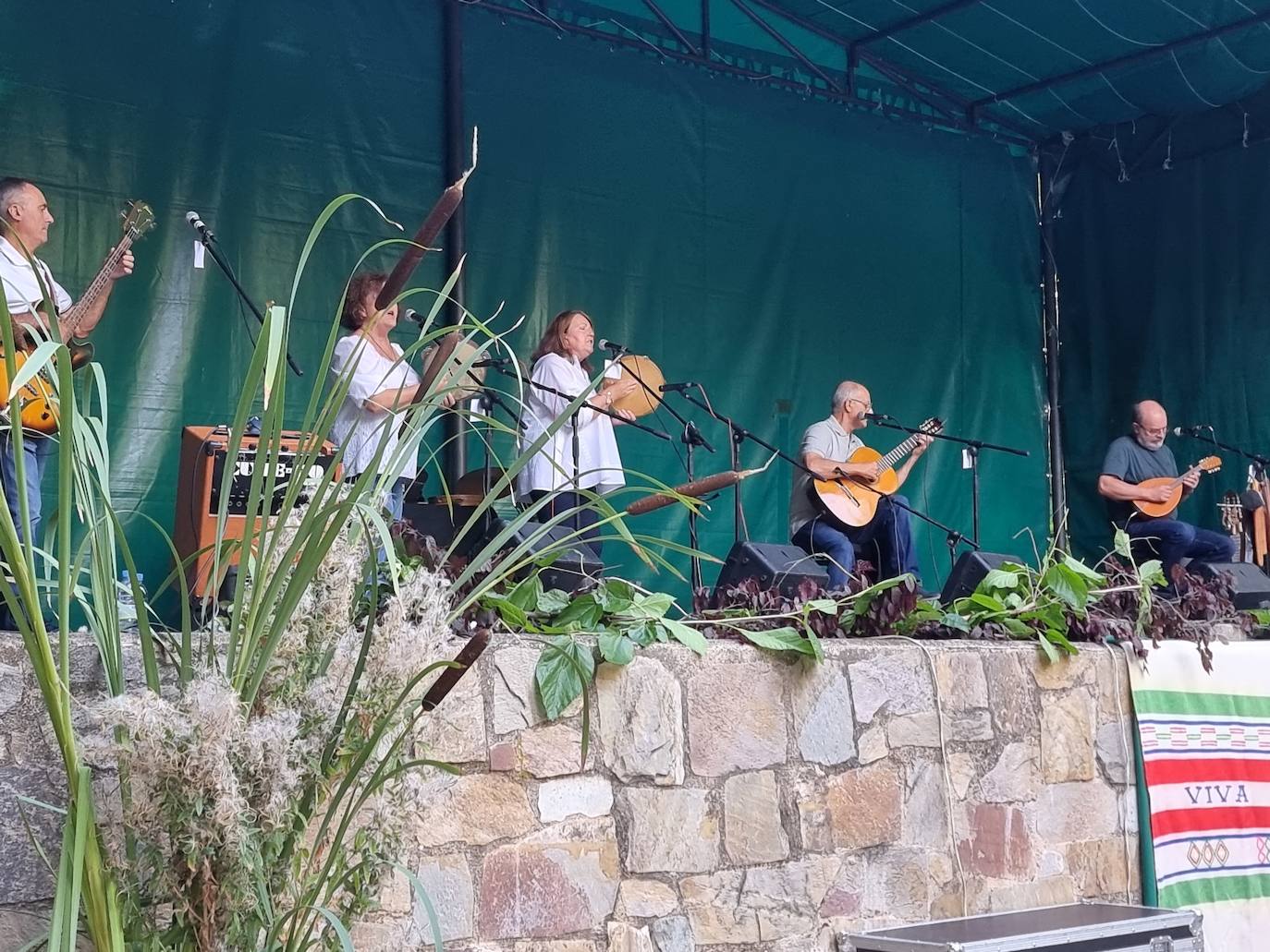 Primer día de fiesta de la Carballeda de Val de San Lorenzo