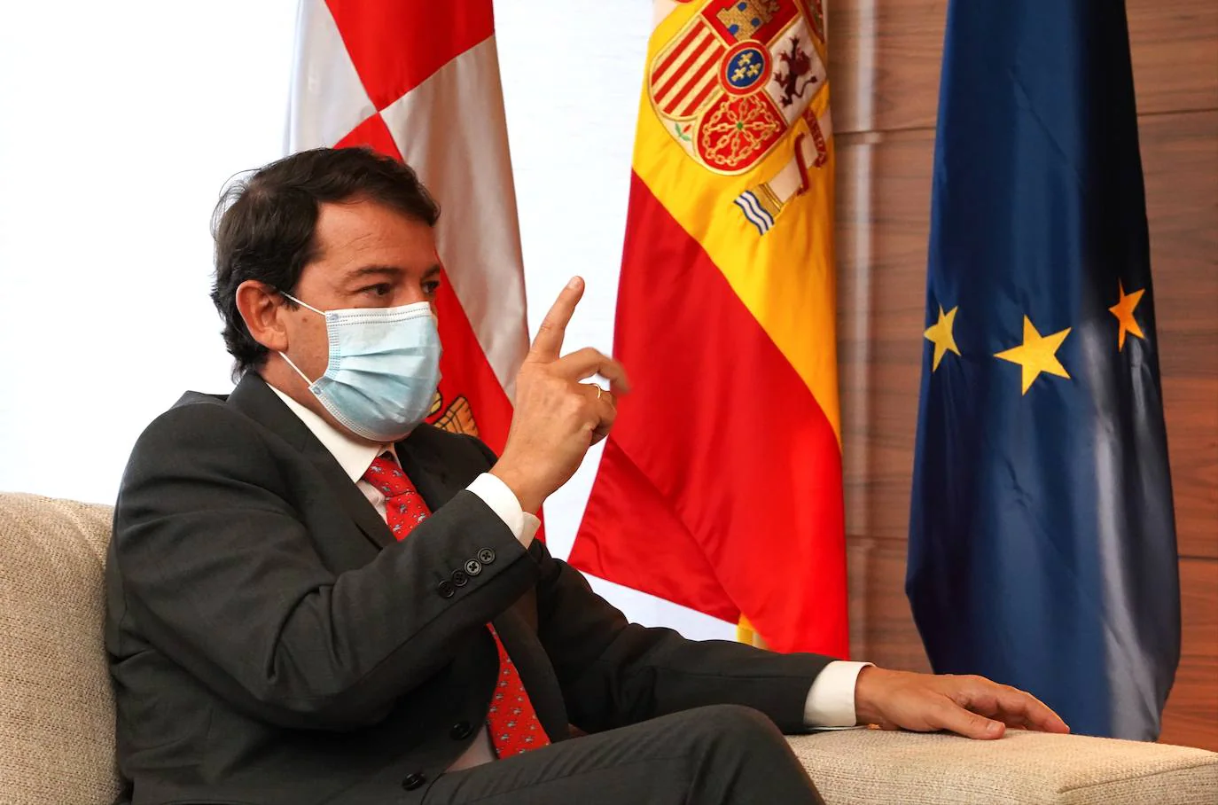 Reunión entre el presidente de la Junta y el secretario autonómico del PSOE